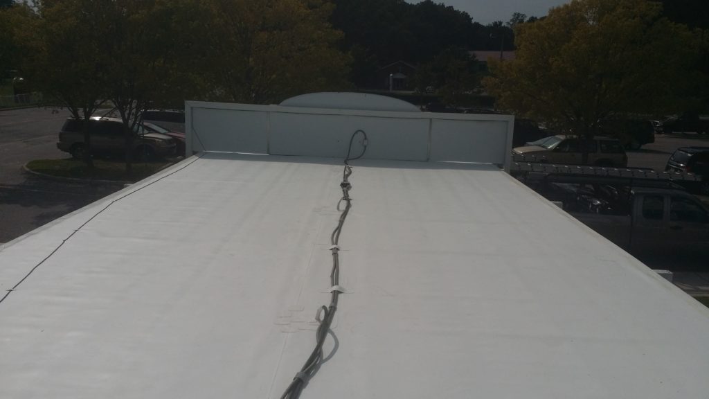 New TPO flat roof 
